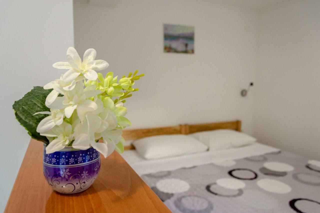 Room Nino Скрадин Екстер'єр фото